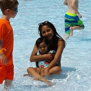 Meet your Posher, Juana